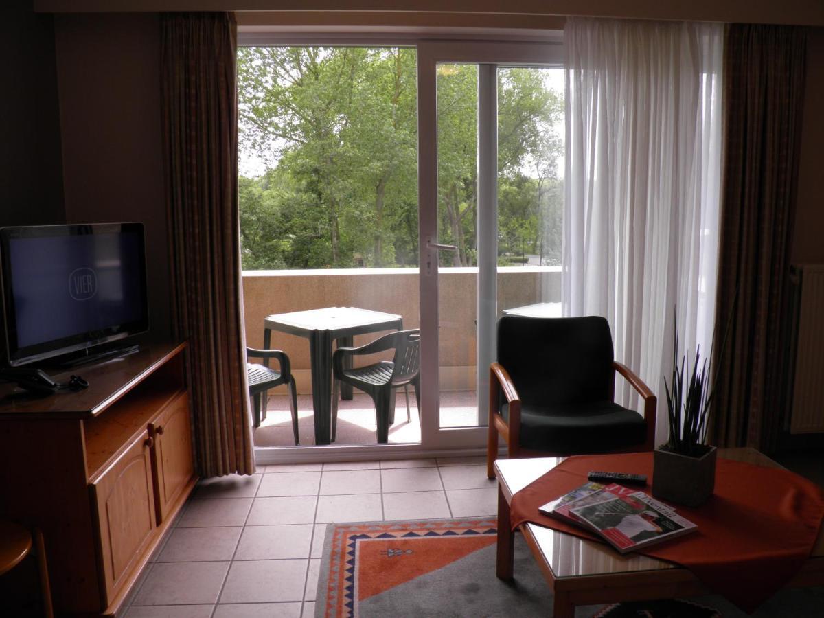 Domein Westhoek Apartment Oostduinkerke Exteriör bild